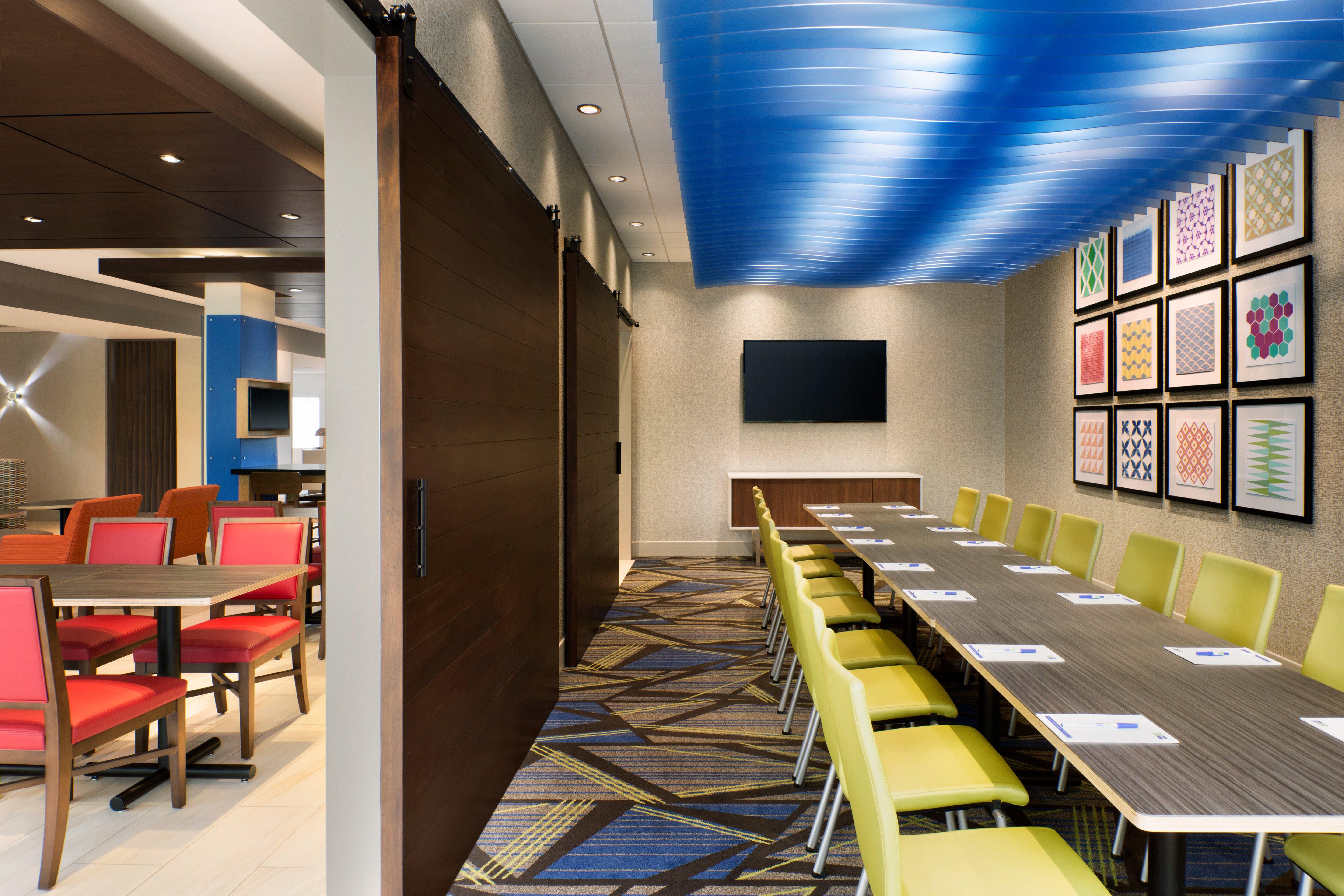 Holiday Inn Express & Suites - Middletown By Ihg Bagian luar foto