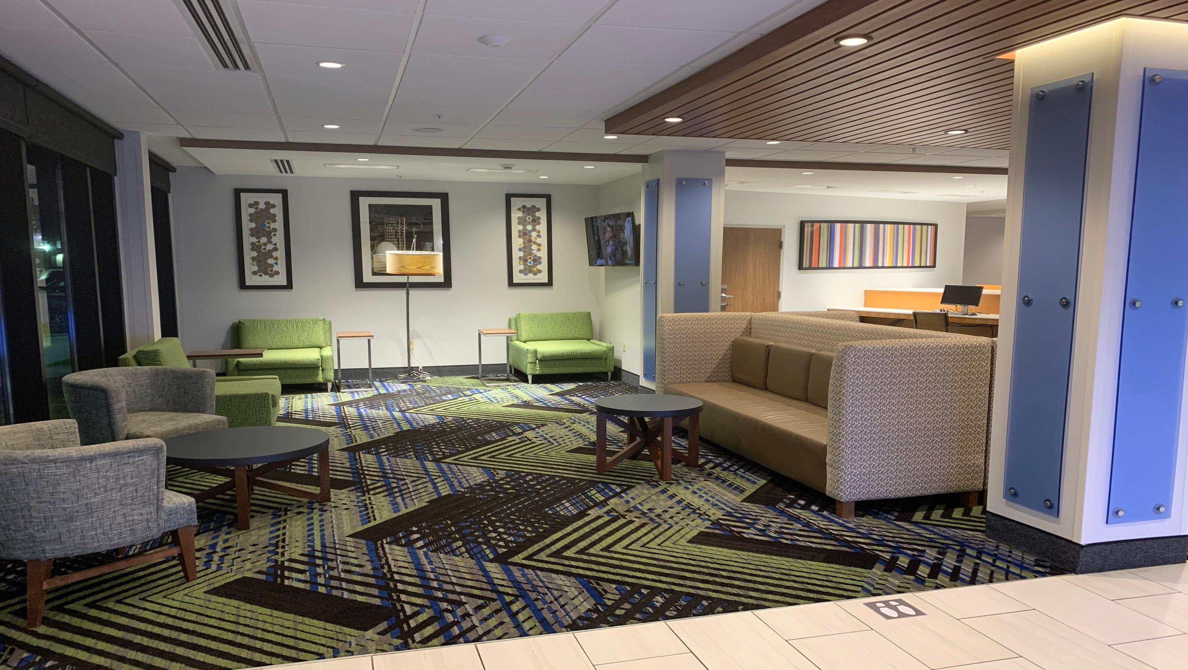 Holiday Inn Express & Suites - Middletown By Ihg Bagian luar foto