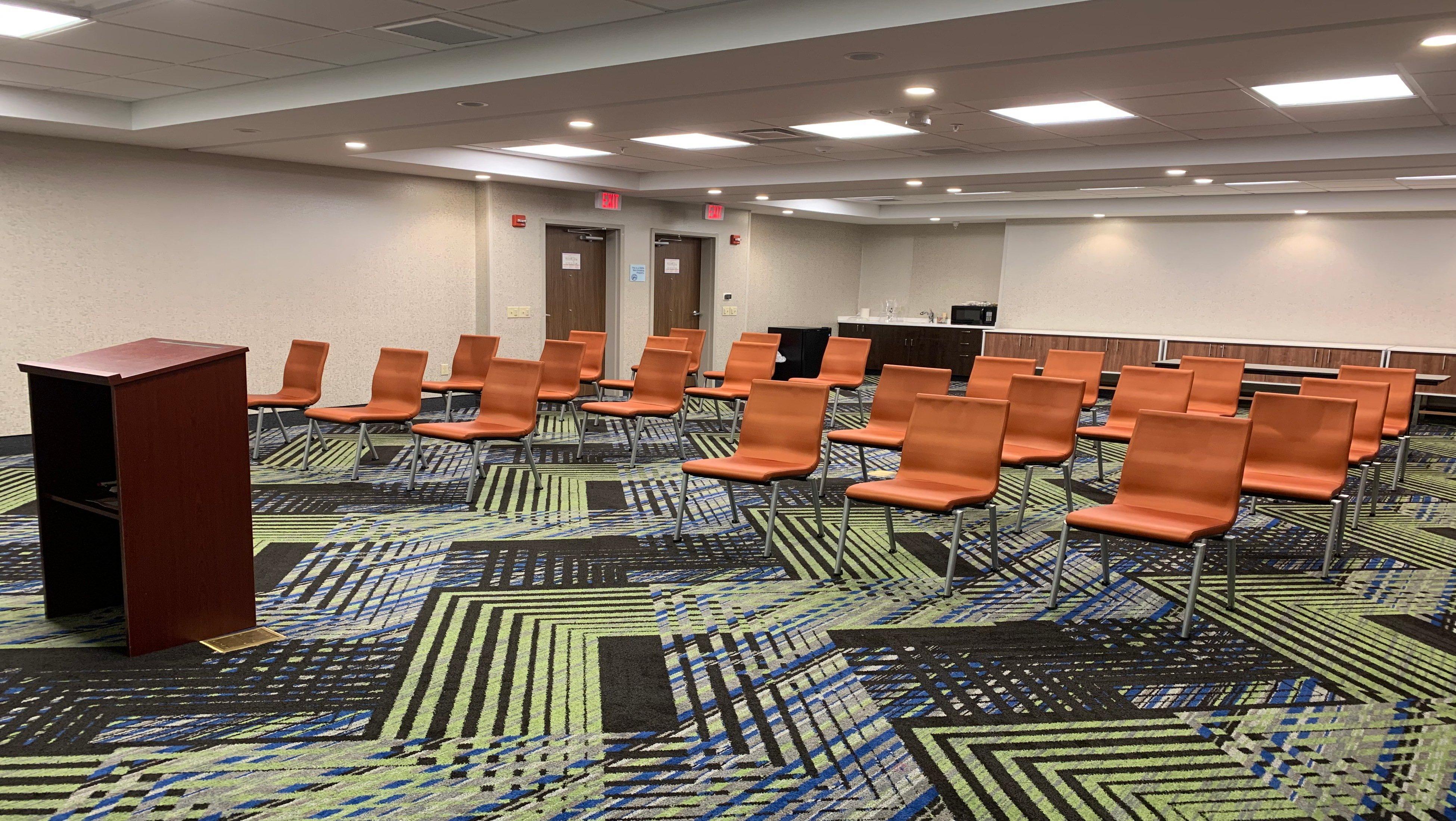 Holiday Inn Express & Suites - Middletown By Ihg Bagian luar foto